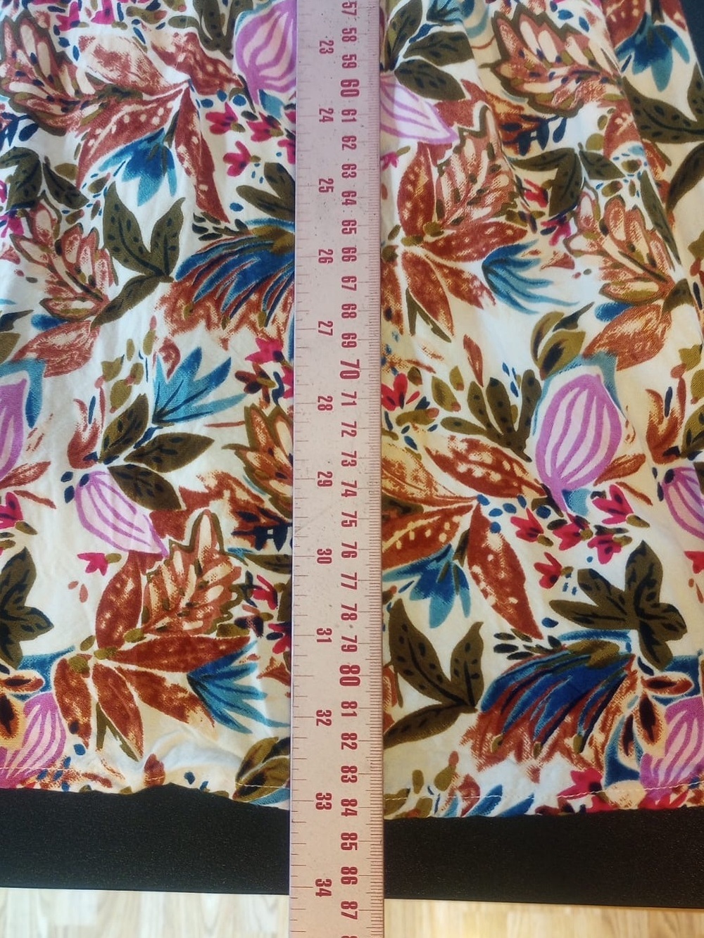 Women's Floral Short-Sleeve Mini Dress in Multi-Color - Picture 6 of 11